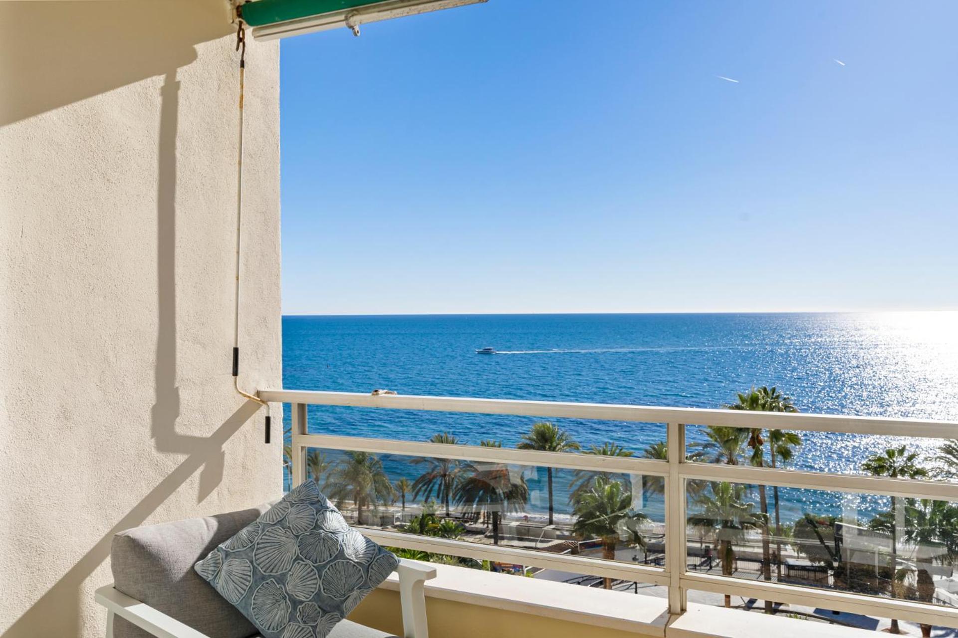 Beach Front Apartment With Pool Marbella Exterior foto